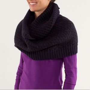NWOT Lululemon ‘Infinitely Mad’ Scarf Purple Knit